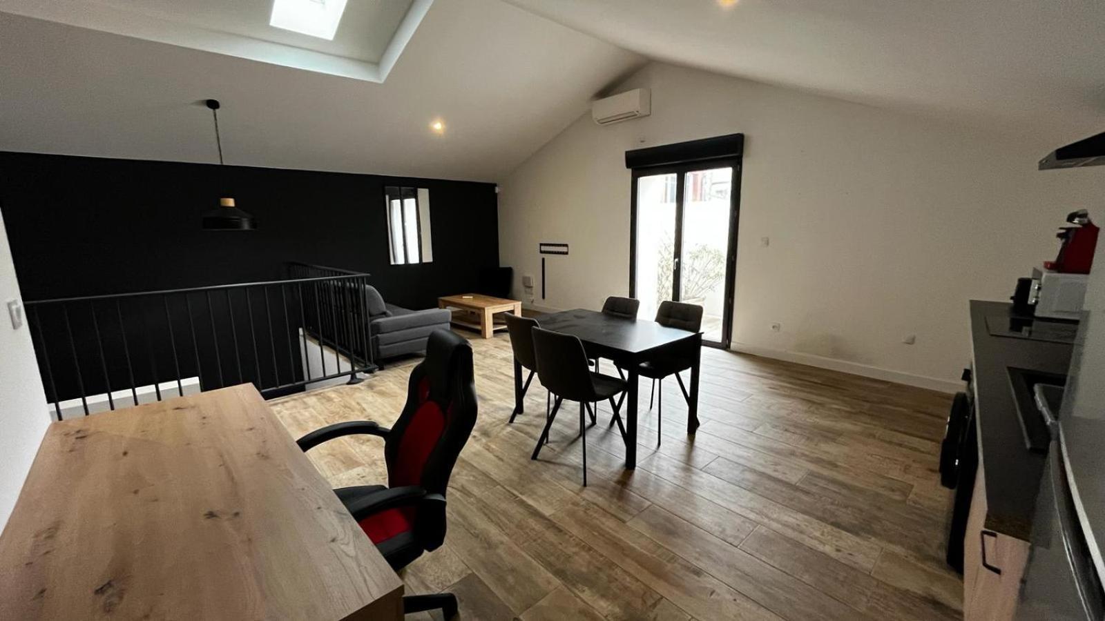Spacieux T2, Residence Charles Trenet Narbonne Room photo